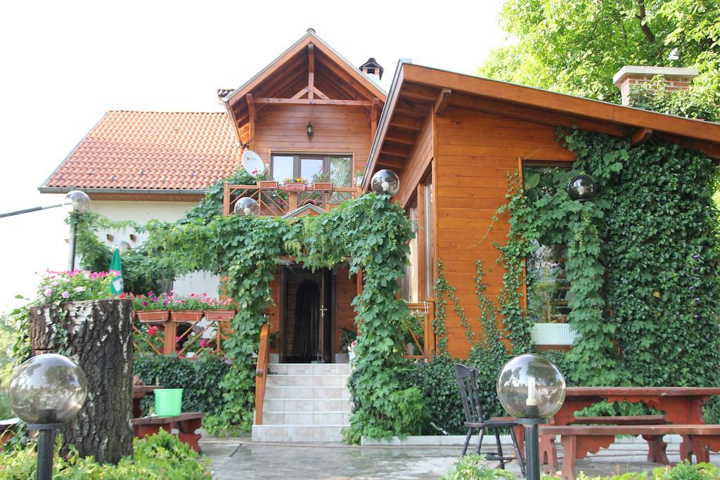 Orehite Guest House Samokov Ngoại thất bức ảnh